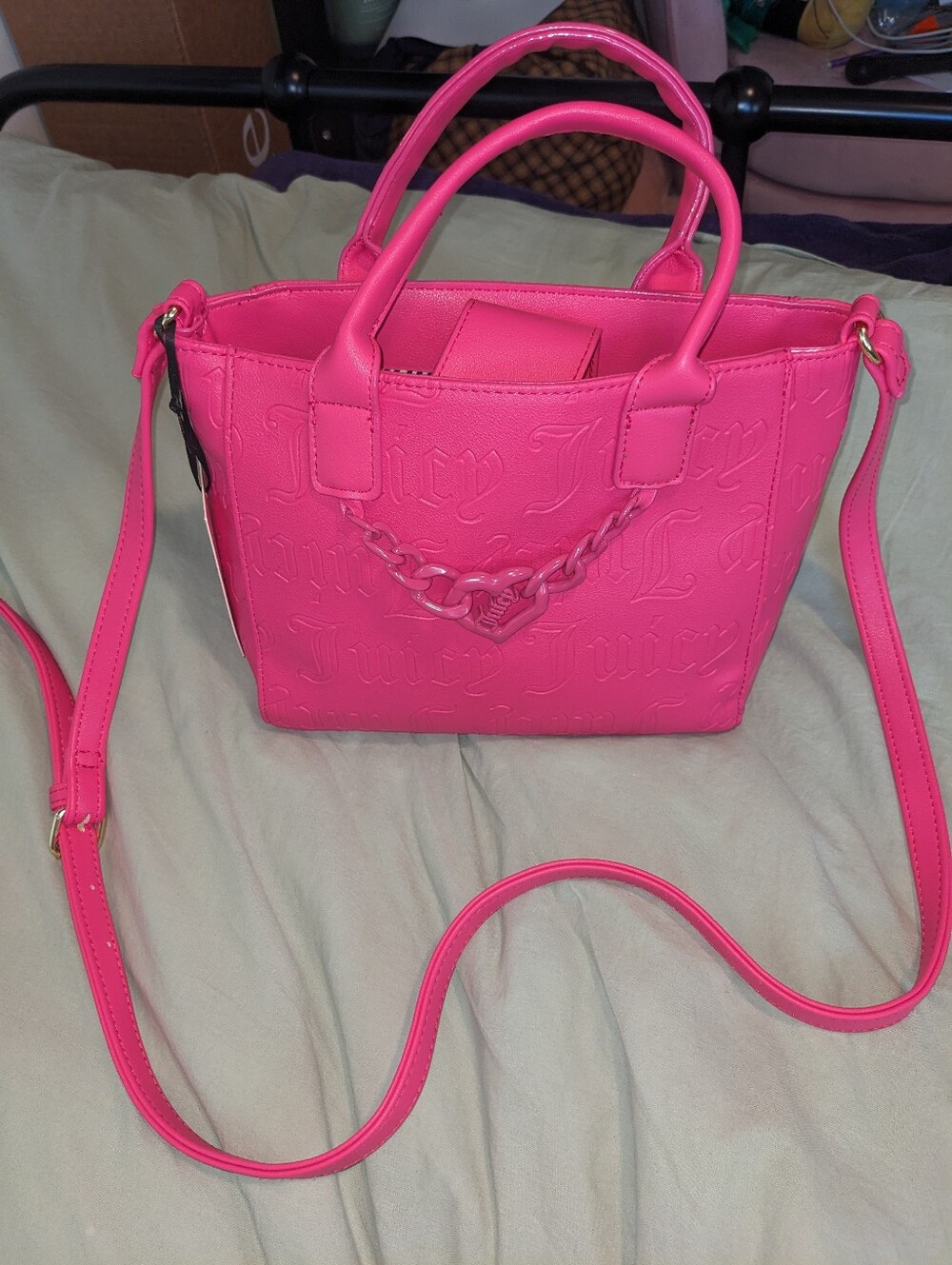 Juicy Couture DEBOSS SORBET CHANGE OF HEART MINI TOTE
